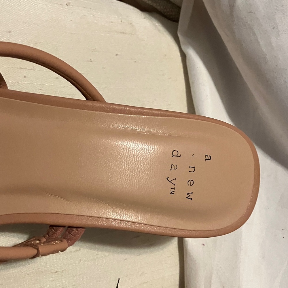 A New Day. Sz 8 , taupe -tan slip ons with sturdy 2.5” heel. Great color n goes - Picture 3 of 12